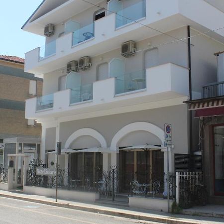 Hotel Solaris Giulianova Dış mekan fotoğraf