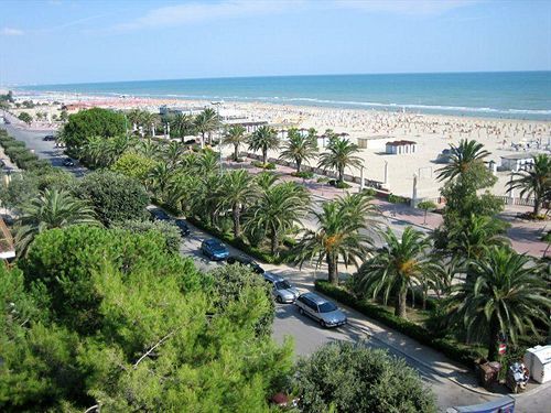 Hotel Solaris Giulianova Dış mekan fotoğraf